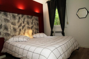 high standing apart 55m2 - reserved parking - 1 room